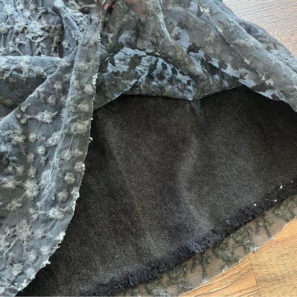 A Rare Bird NWT Bohemian Flare Lace Leg Jeans Size S/M - Picture 5 of 11